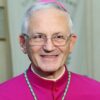 Trapani, il vescovo Fragnelli riapre le chiese (ma solo per pregare)