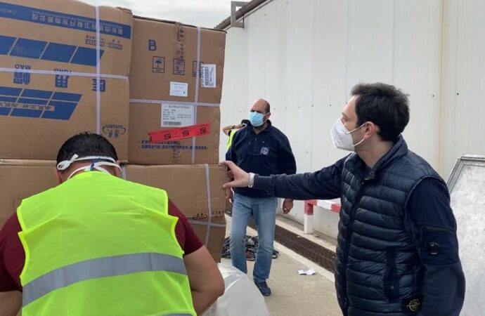 Coronavirus: arrivate altre 56 tonnellate di materiale acquistato dalla Regione