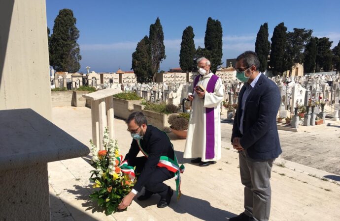 Il sindaco di Alcamo in visita al Santuario di Maria Ss dei Miracoli e al cimitero comunale