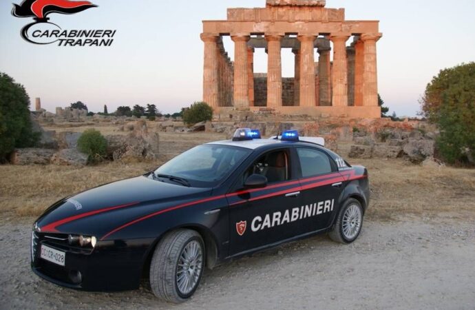 Due persone arrestate dai carabinieri di Castelvetrano per tentato furto