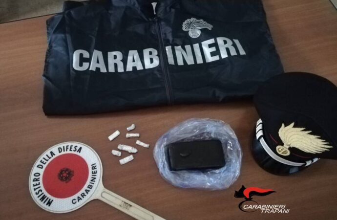 Controlli antidroga dei carabinieri, arrestato un trapanese