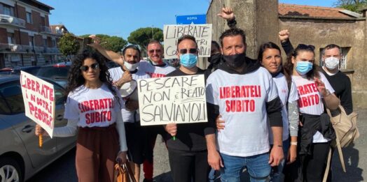 VIDEO – Pescherecci sequestrati, il sindaco Quinci a Roma incontra i familiari