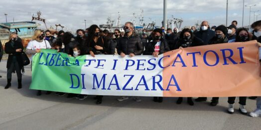 VIDEO – Iniziative di solidarietà per i marittimi sequestrati in Libia