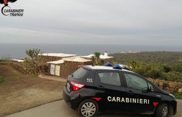 Pantelleria, ubriaco si mette alla guida e poi minaccia i carabinieri. Arrestato