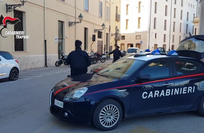 Passano la notte in hotel senza pagare il conto, una giovane coppia denunciata dai carabinieri di Trapani