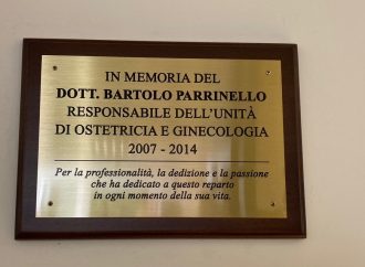 VIDEO – Donate al reparto di Ginecologia dell’ospedale di Mazara le attrezzature dello studio privato del dottore Bartolo Parrinello ad un anno dalla scomparsa