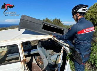 Pantelleria, controlli dei carabinieri sui rifiuti abbandonati