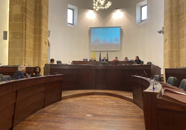 Quante assenze in consiglio comunale a Mazara: salta la sessione!