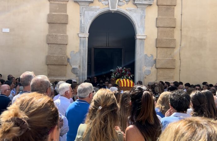 VIDEO – Mazara: cattedrale gremita per i funerali di Gerolamo Di Giovanni